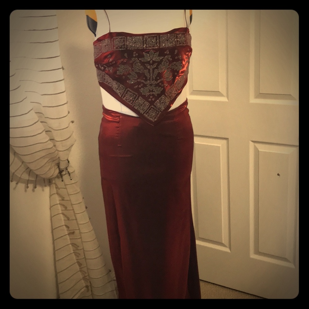 Beautiful deep shimmery red long skirt set.